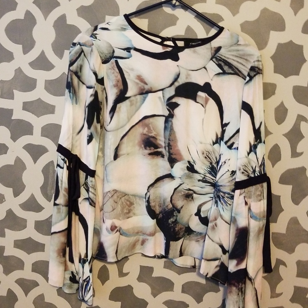 Karen Kane blouse